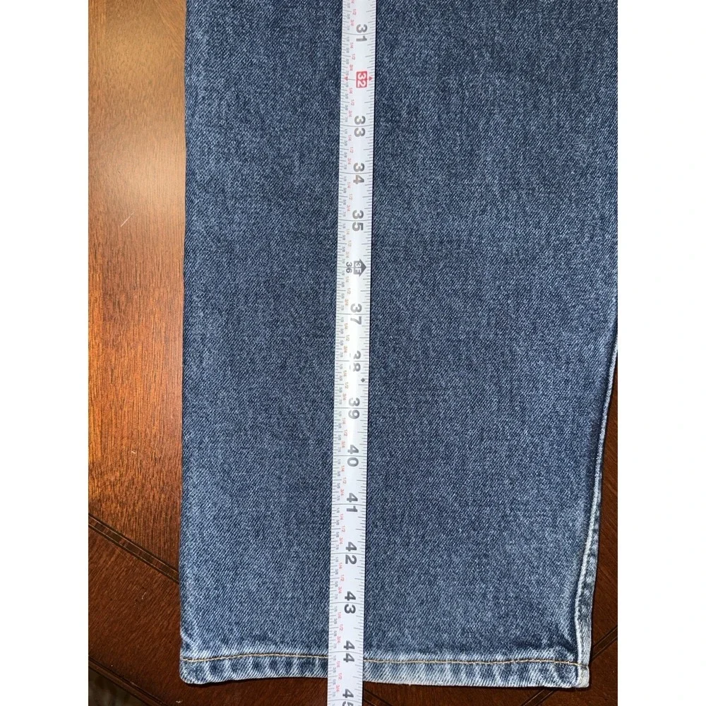 Levi 550 Mens Jeans Size 38x32‎ Relaxed Fit Dark Wash Broken In Soft SEE NOTES